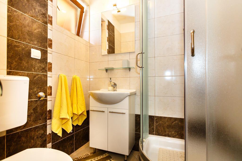 Apartmani Anica Risika Exteriör bild