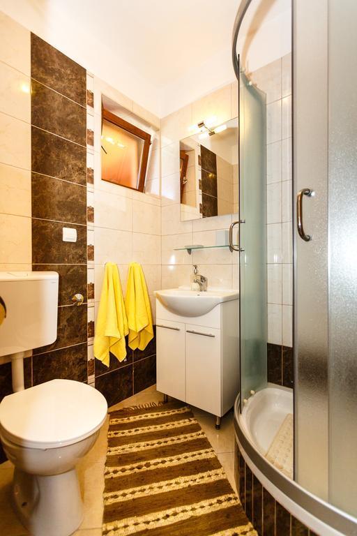 Apartmani Anica Risika Exteriör bild
